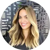 Fabíola Cristina - paciente satisfeita